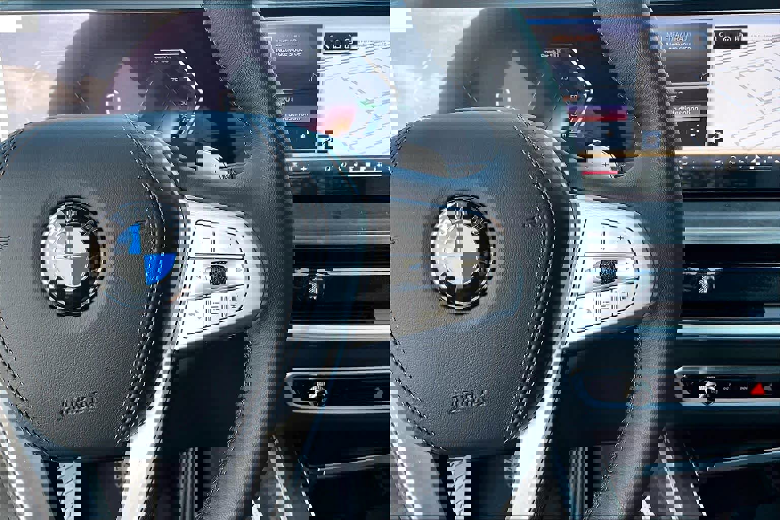 Used 2026 BMW X7 xDrive40i w/ Executive Package image 27