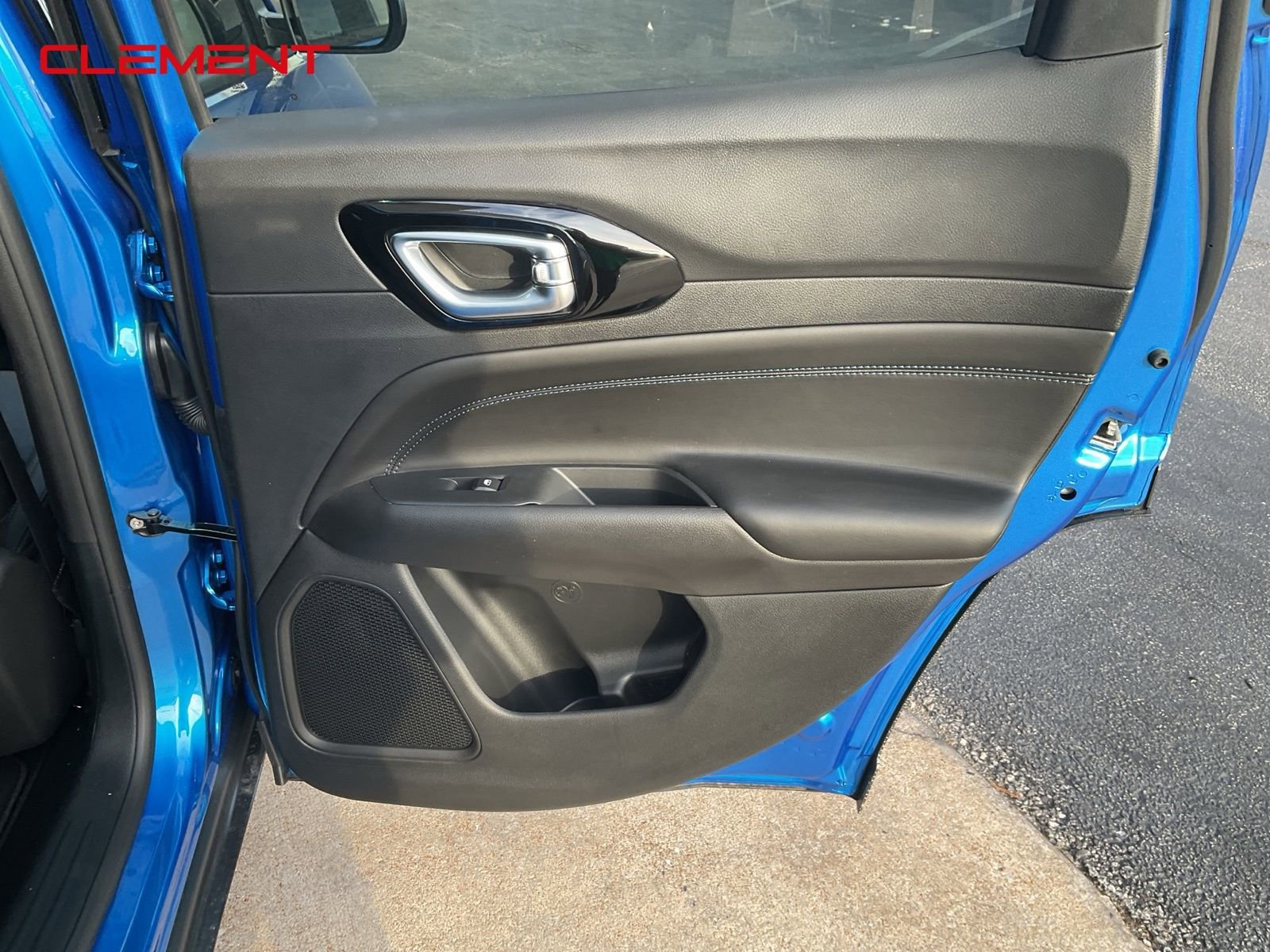 New 2026 Jeep Compass Latitude image 17