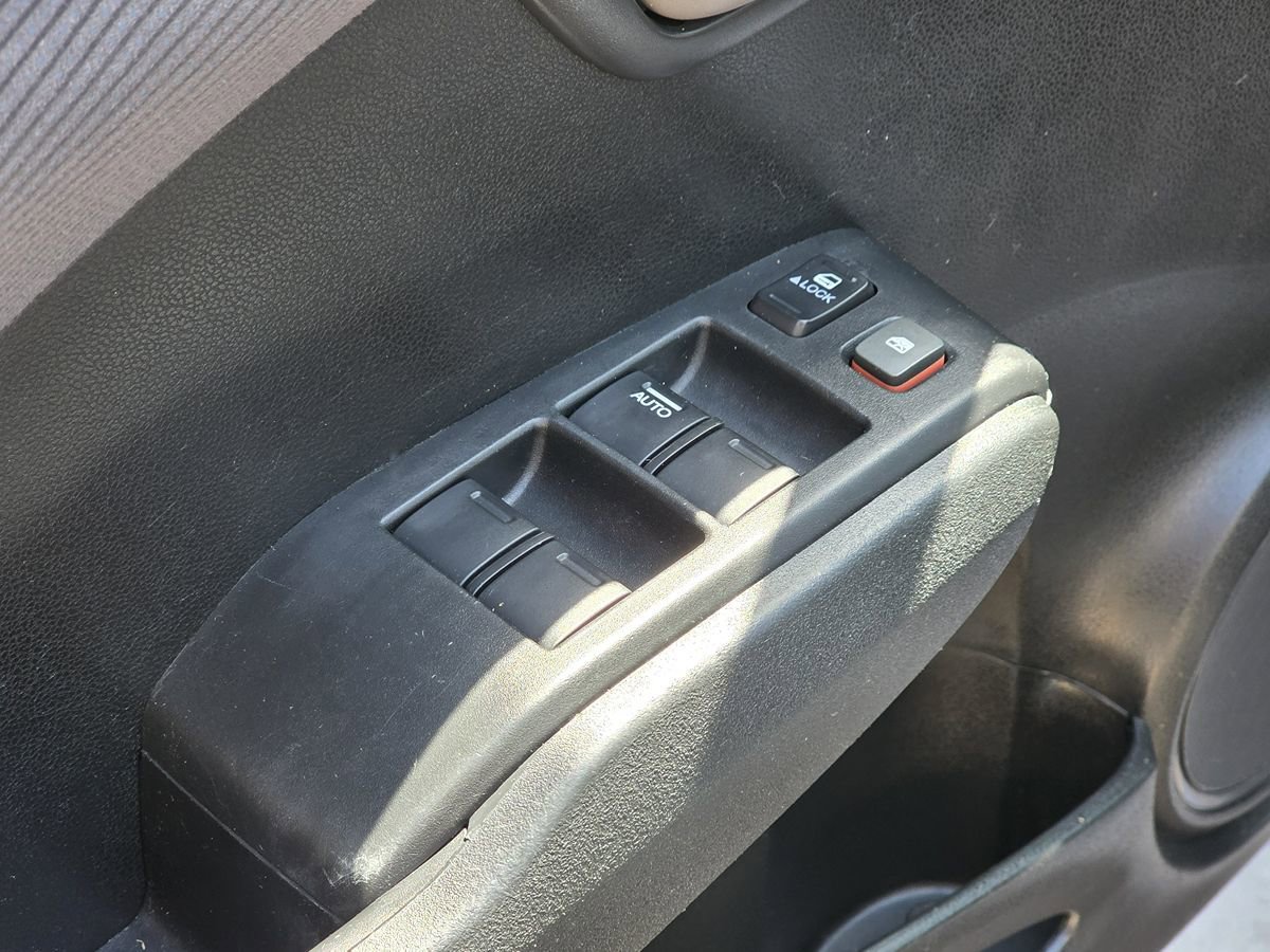 Used 2009 Honda Fit image 23