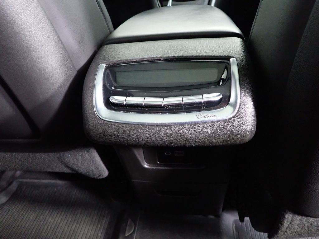 Used 2020 Cadillac XT6 Premium Luxury w/ Platinum Package image 37