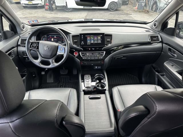 Certified 2020 Honda Pilot Touring image 12