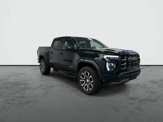 Used 2023 GMC Canyon AT4 w/ AT4 Premium Package AWD/4WD image 5