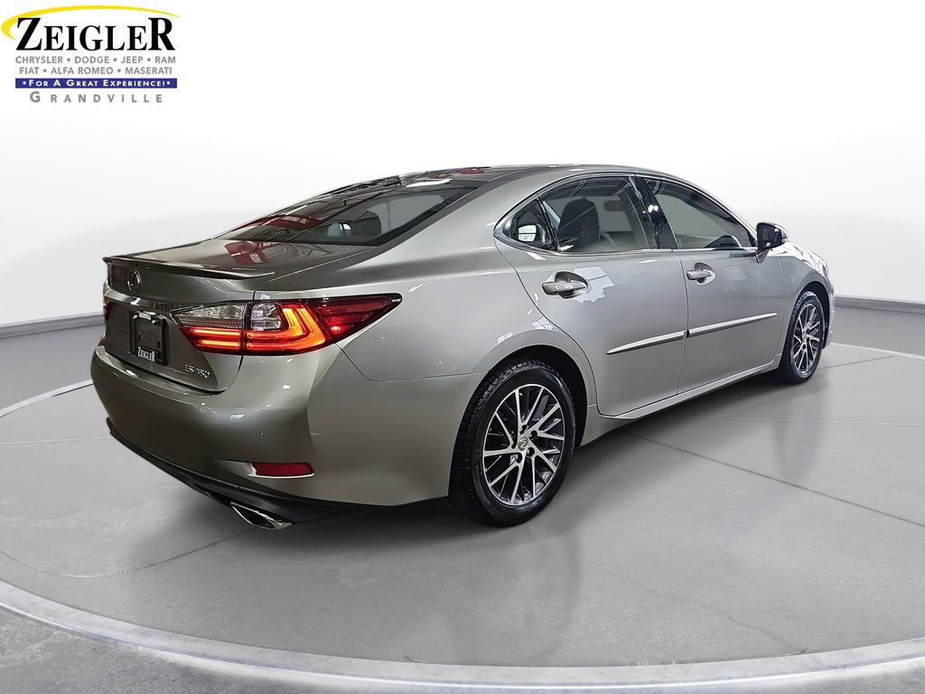 Used 2016 Lexus ES 350 image 5