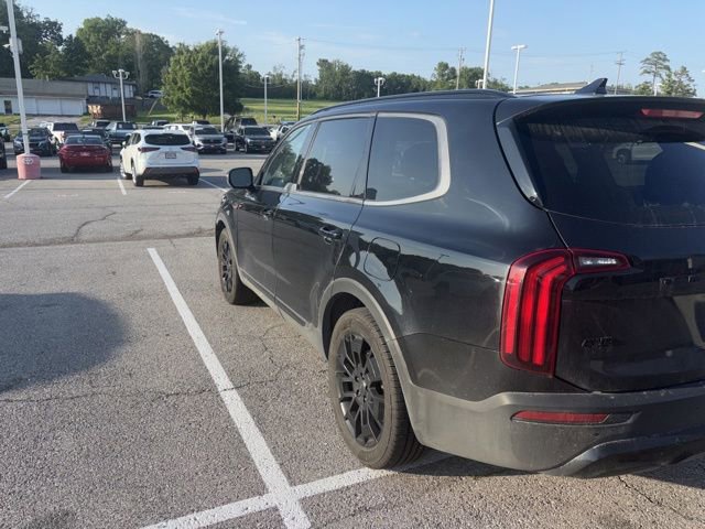 Used 2021 Kia Telluride EX w/ EX Premium Package AWD/4WD image 2