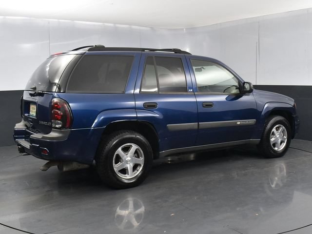Used 2004 Chevrolet TrailBlazer LS w/ LS Preferred Equipment Group AWD/4WD image 3