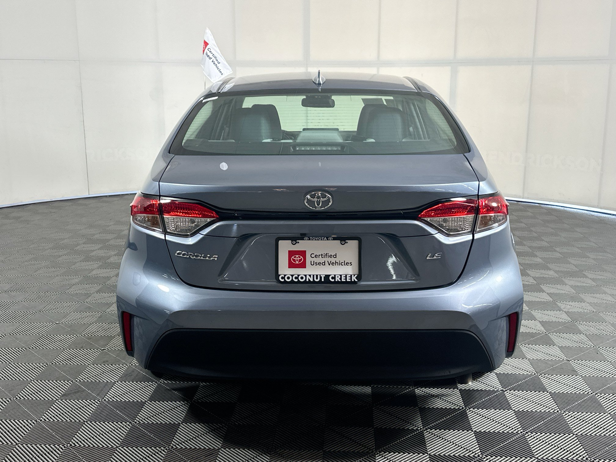 Certified 2026 Toyota Corolla LE FWD image 4