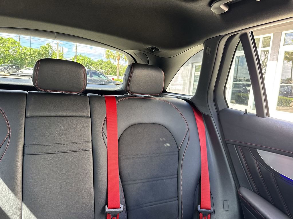 Used 2022 Mercedes-Benz GLC 43 AMG 4MATIC image 19