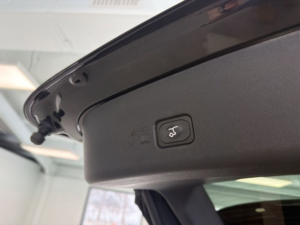 Used 2024 Lincoln Nautilus Reserve AWD/4WD image 34