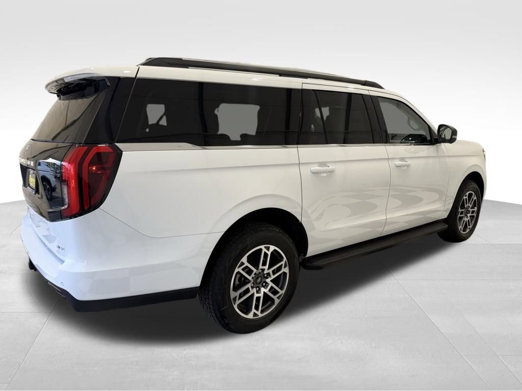 New 2025 Ford Expedition Max Active image 10