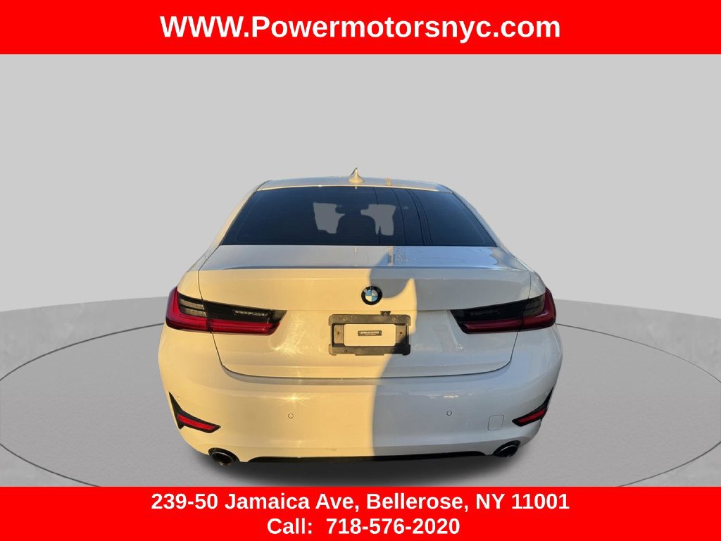 Used 2021 BMW 330i xDrive Sedan w/ Premium Package AWD/4WD image 4