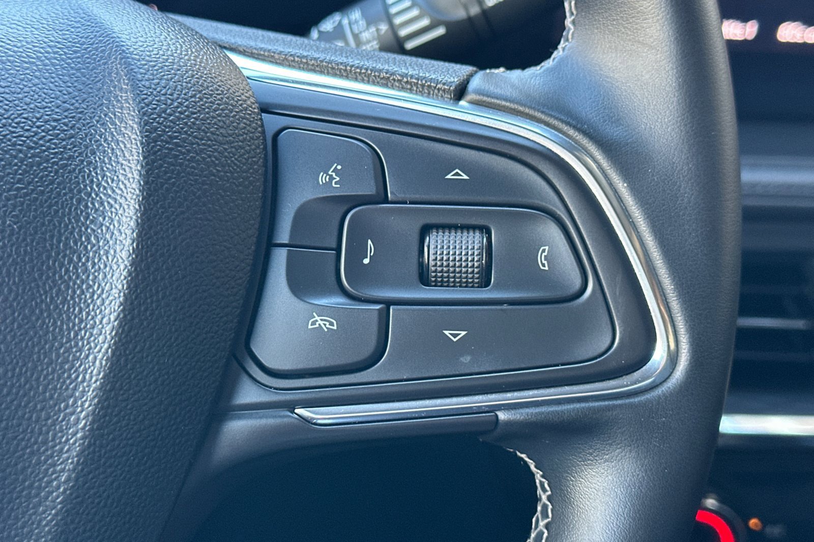 Certified 2024 Buick Encore GX Preferred image 32