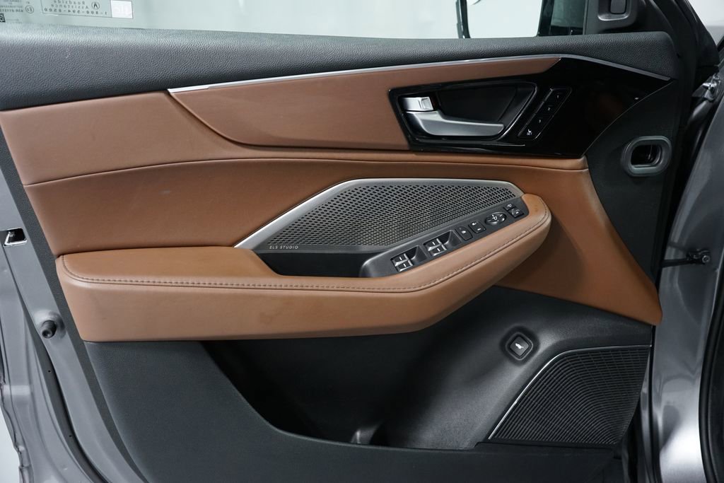 Used 2022 Acura MDX SH-AWD w/ Technology Package image 31