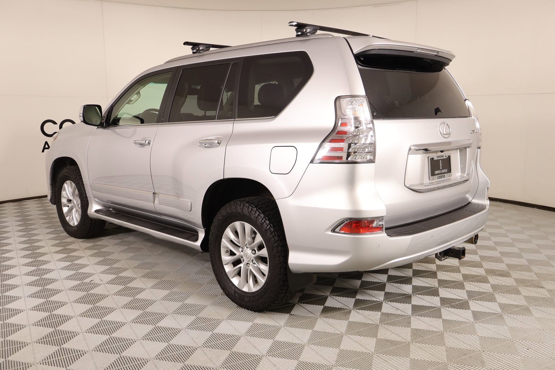 Used 2018 Lexus GX 460 Premium w/ Premium Package image 24