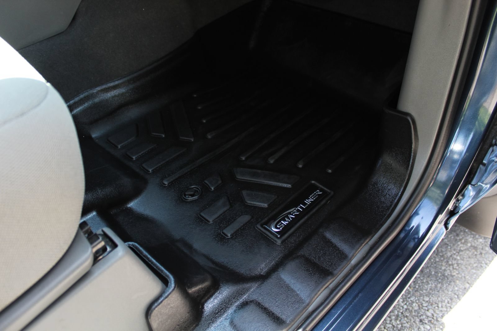 Used 2020 Nissan Frontier SV AWD/4WD image 23