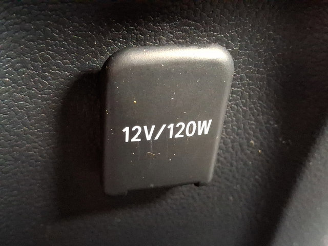 Used 2017 Toyota Prius Prime Premium image 11