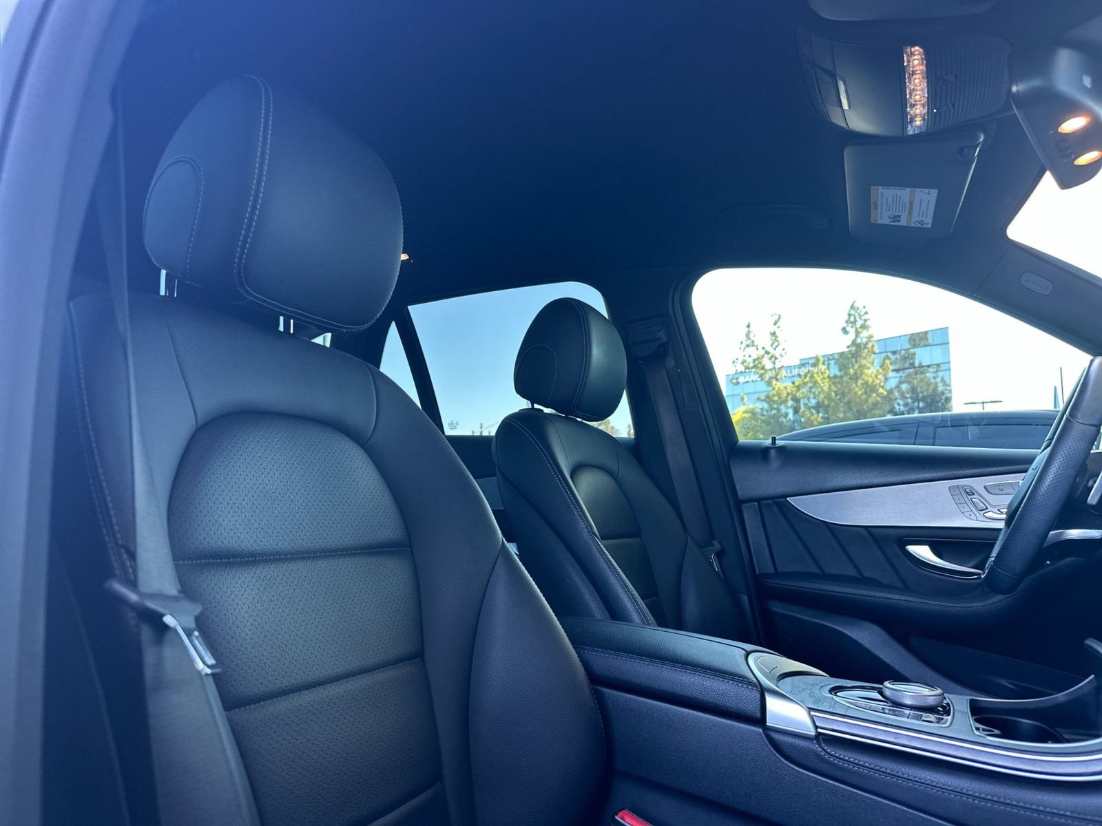 Used 2019 Mercedes-Benz GLC 300 image 18
