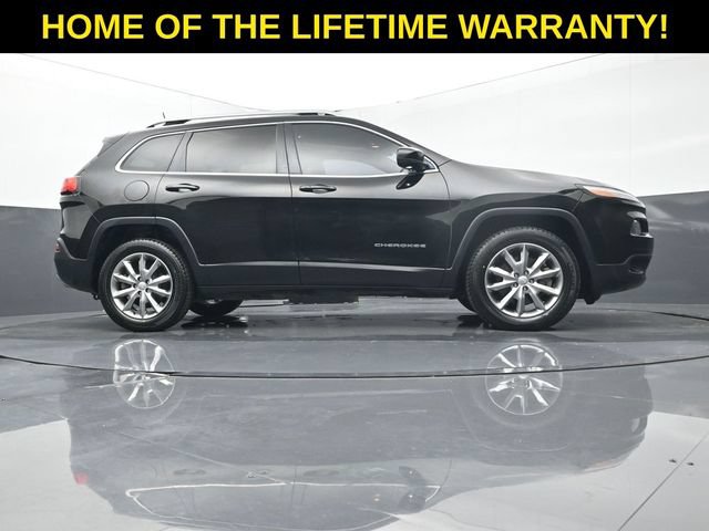 Used 2018 Jeep Cherokee Limited AWD/4WD image 60