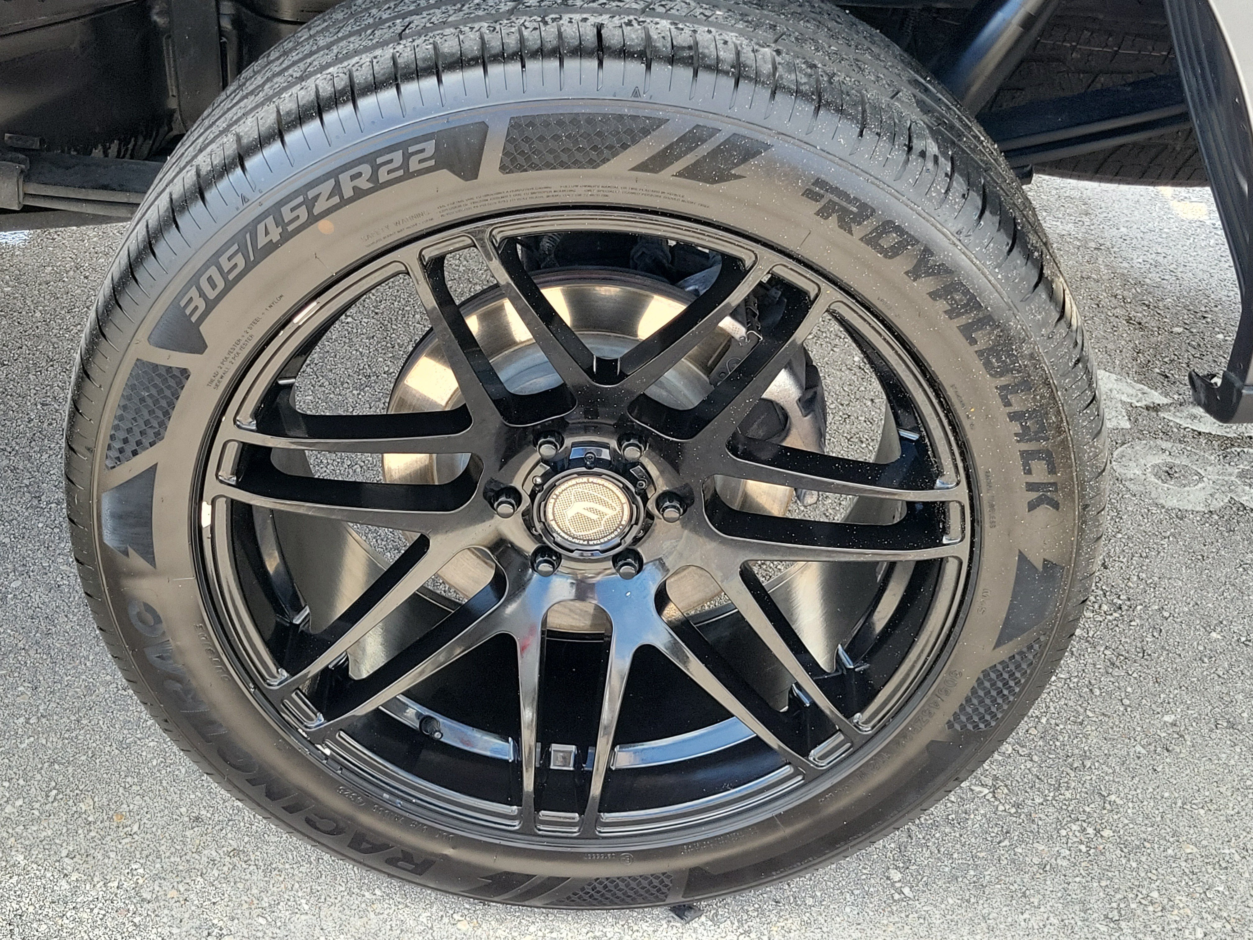 Used 2022 Ford F150 XLT w/ Equipment Group 302A High AWD/4WD image 9