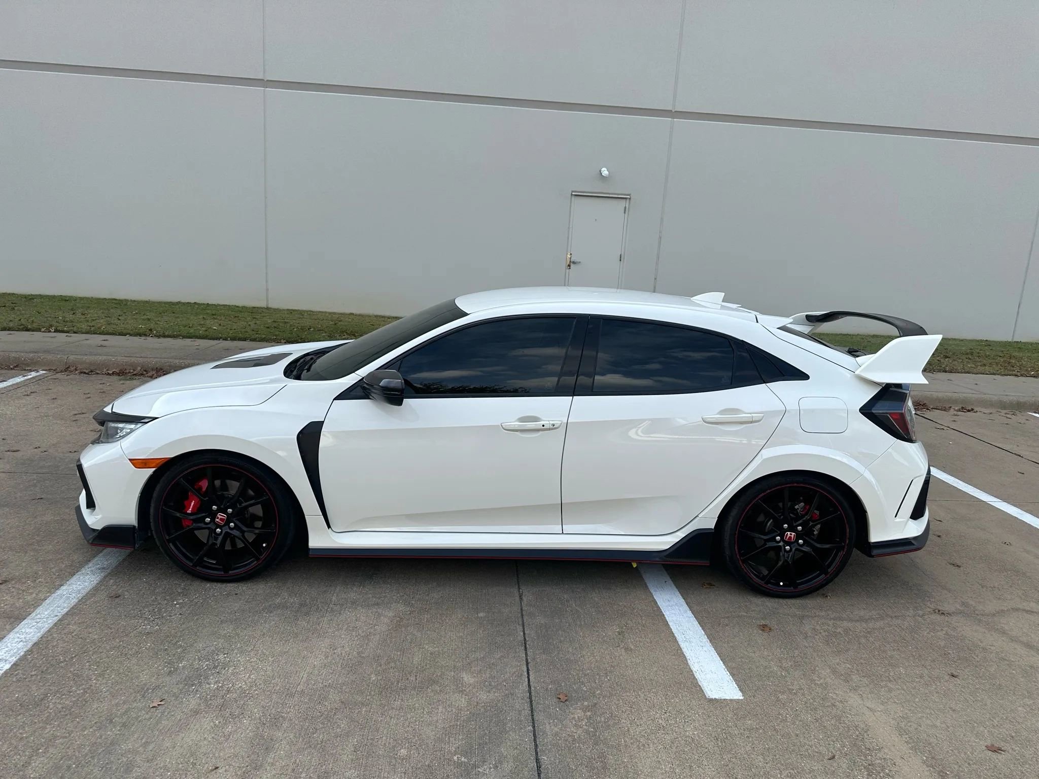 Used 2021 Honda Civic Type R image 2