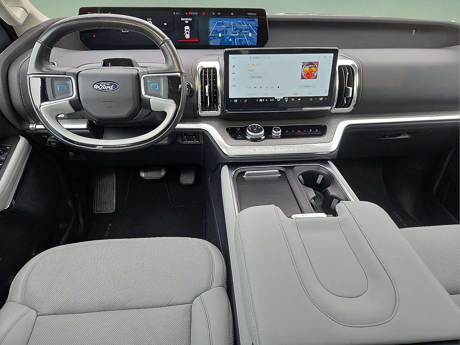 Used 2025 Ford Expedition Platinum AWD/4WD image 12