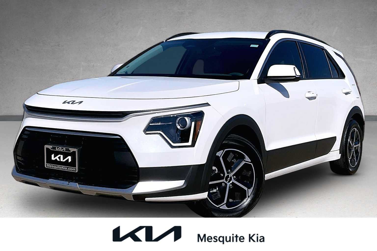 Certified 2024 Kia Niro EX FWD image 1