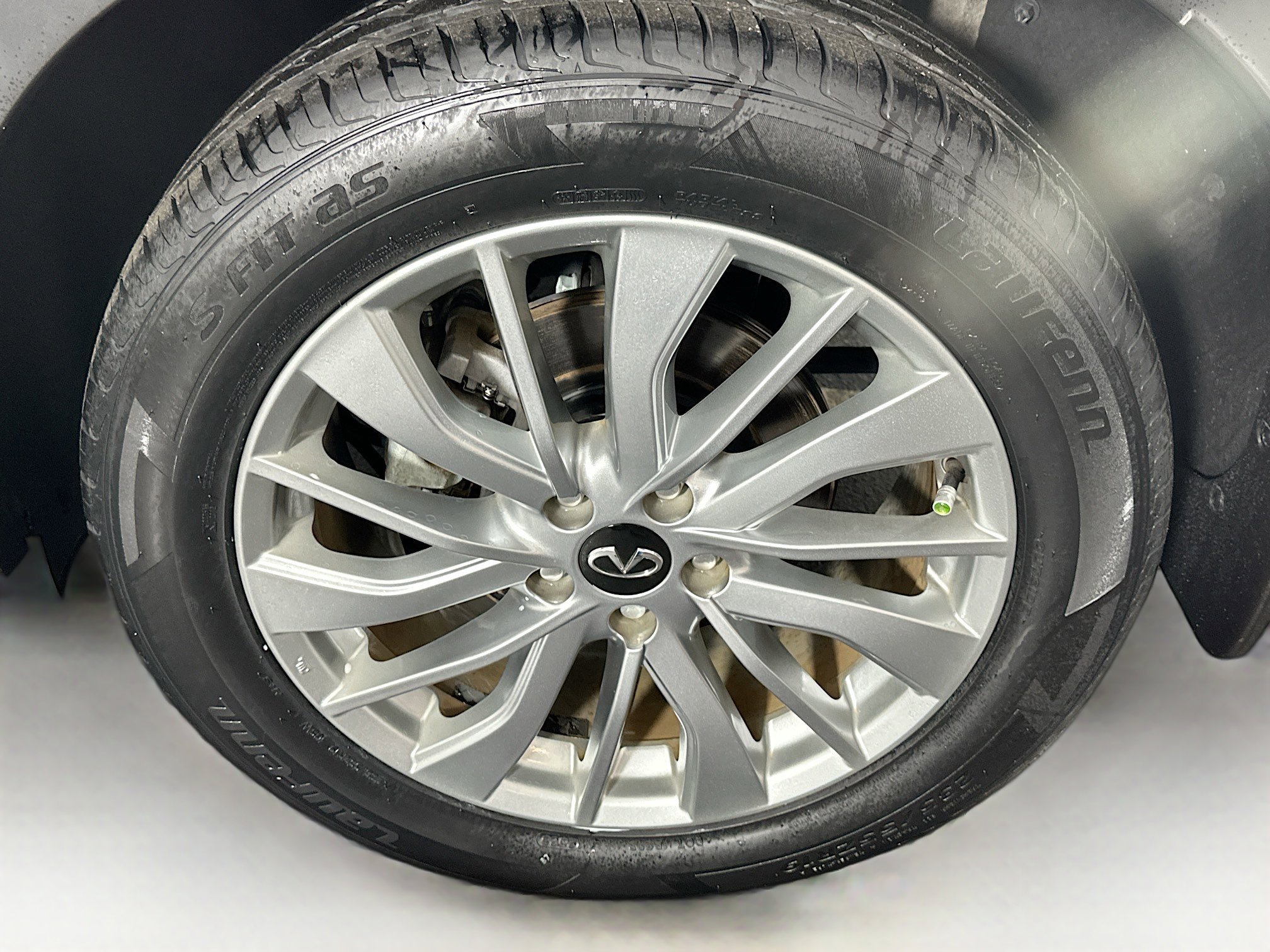 Used 2023 INFINITI QX50 Pure image 11