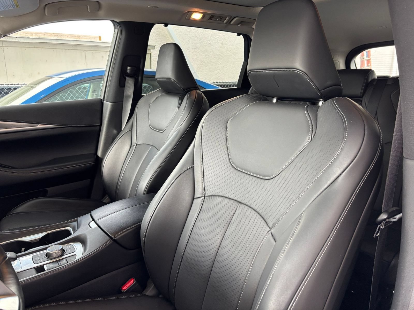 Used 2026 INFINITI QX60 Luxe FWD image 40