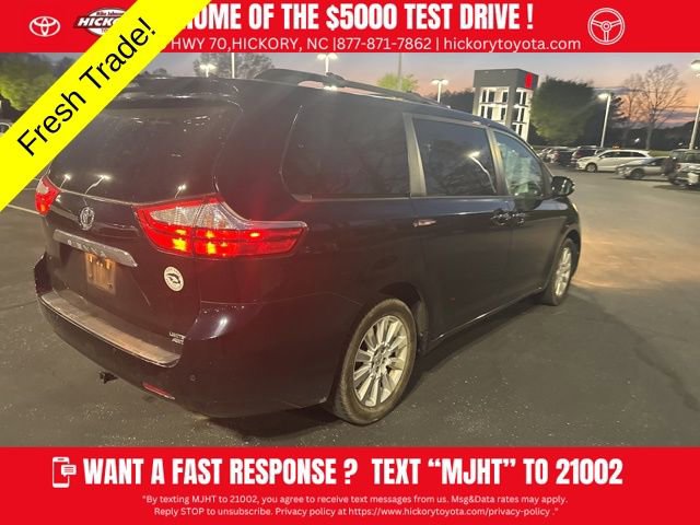 Used 2015 Toyota Sienna Limited Premium image 3