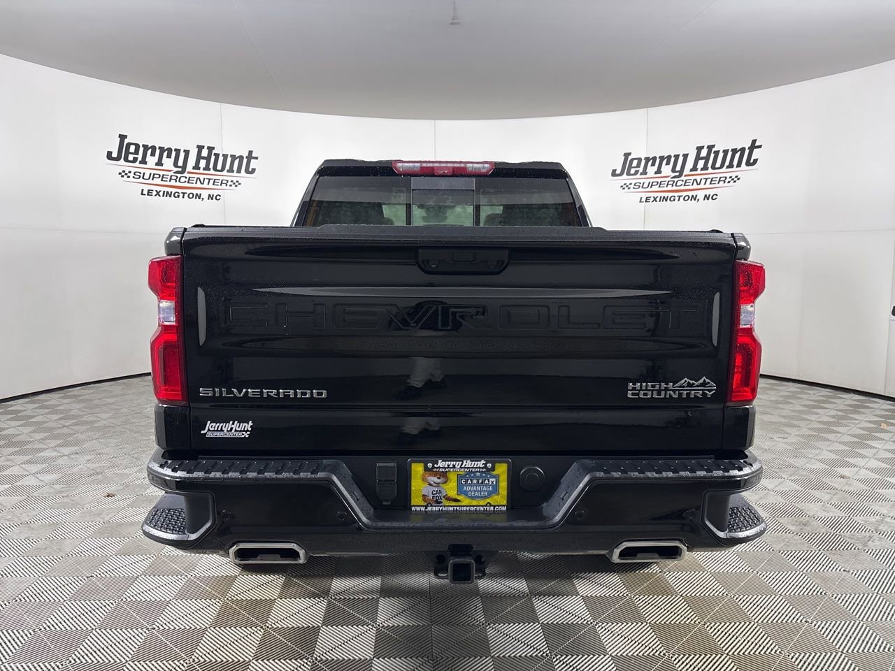 Used 2023 Chevrolet Silverado 1500 High Country w/ High Country Premium Package image 5