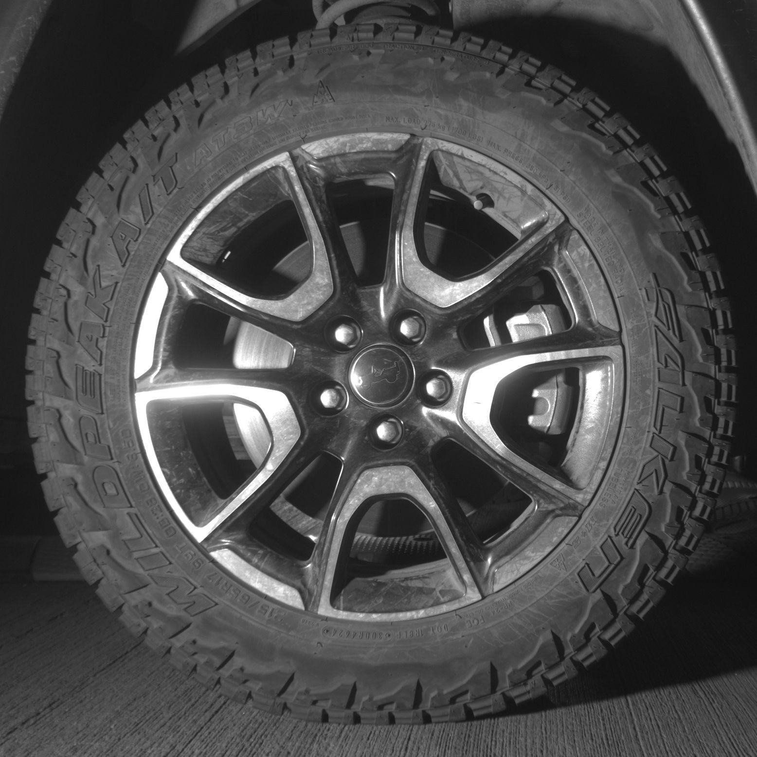 Used 2025 Jeep Compass Trailhawk image 13