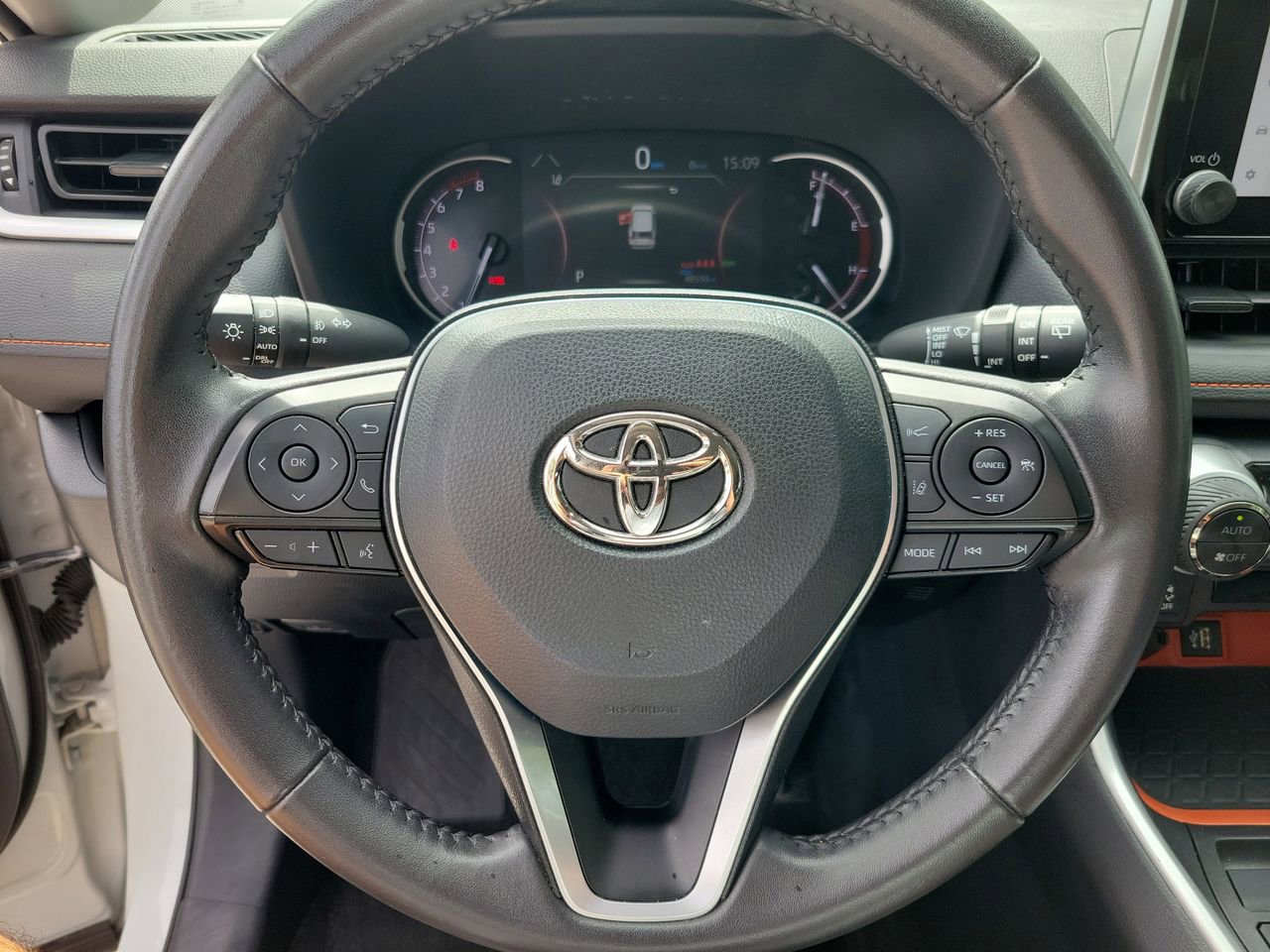 Used 2024 Toyota RAV4 Adventure AWD/4WD image 18