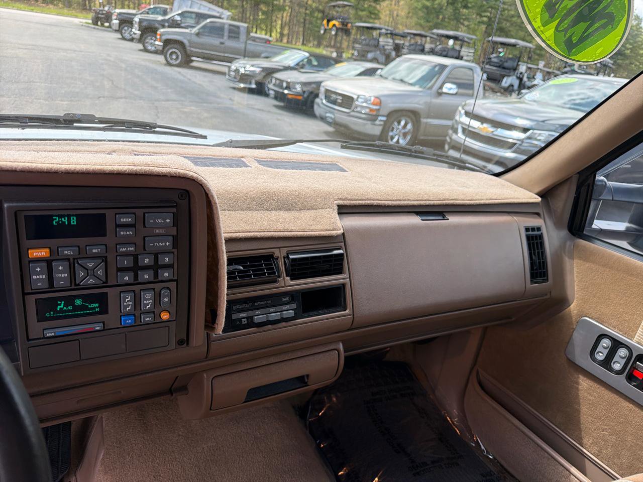 Used 1994 GMC Sierra 3500 2WD Extended Cab image 31