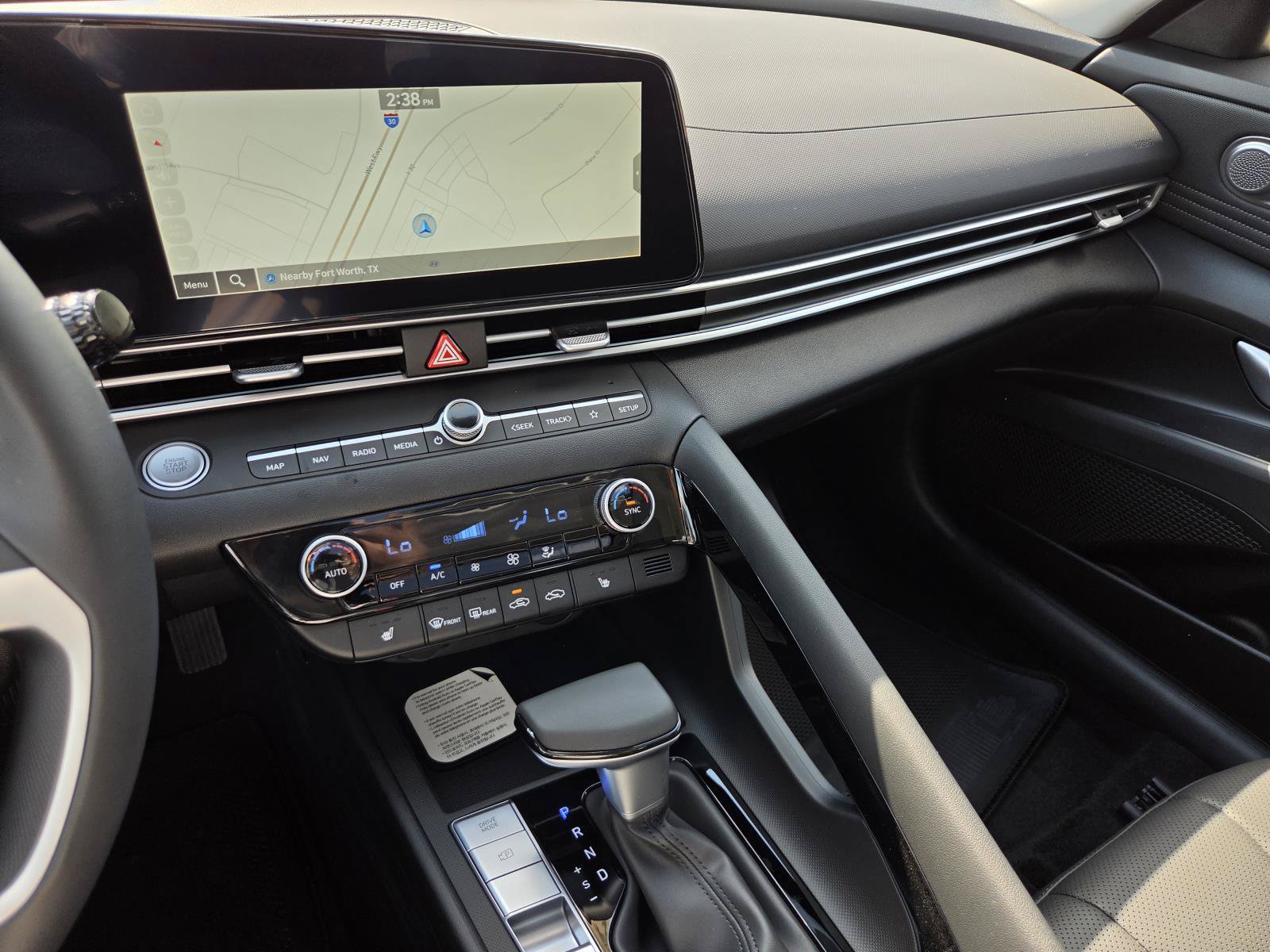 New 2026 Hyundai Elantra Limited FWD image 17