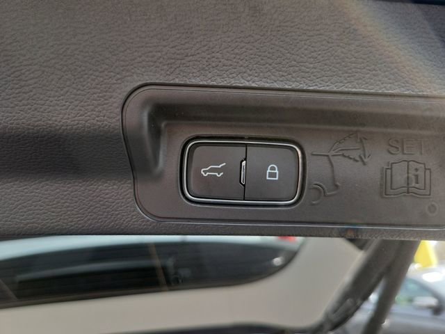 Used 2025 Ford Explorer Active image 22