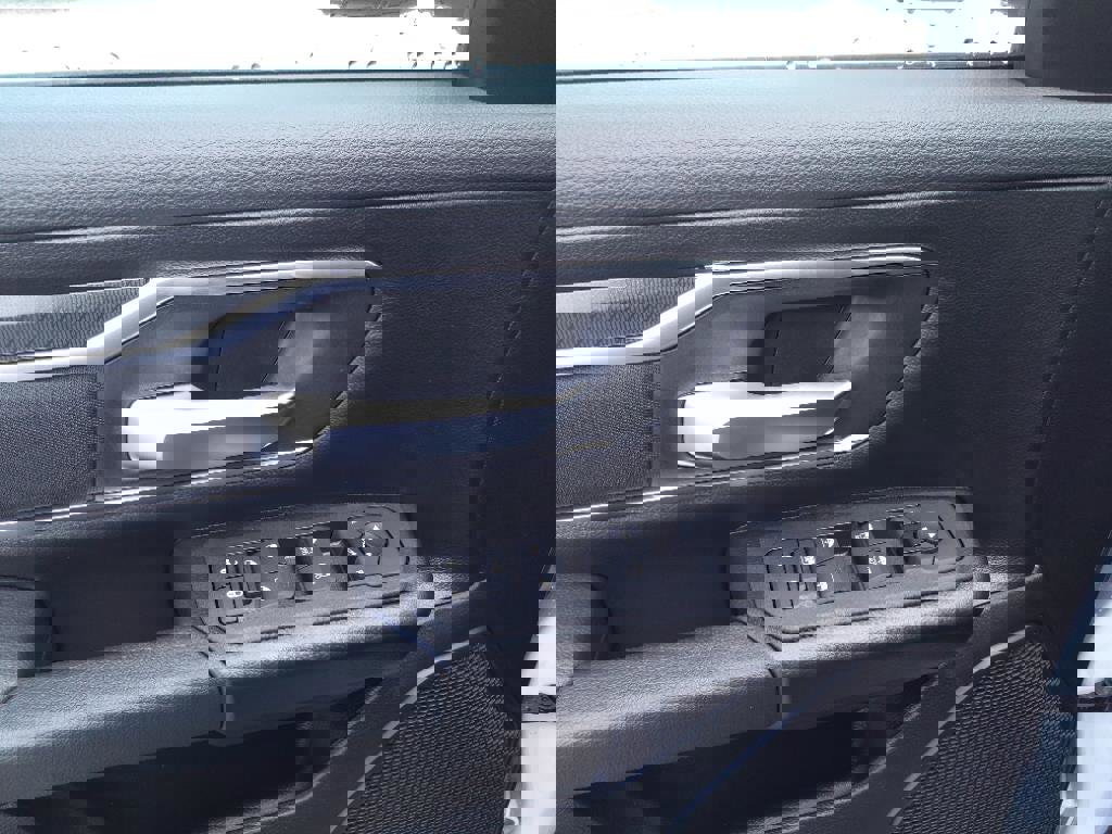 New 2025 RAM 1500 Big Horn image 9