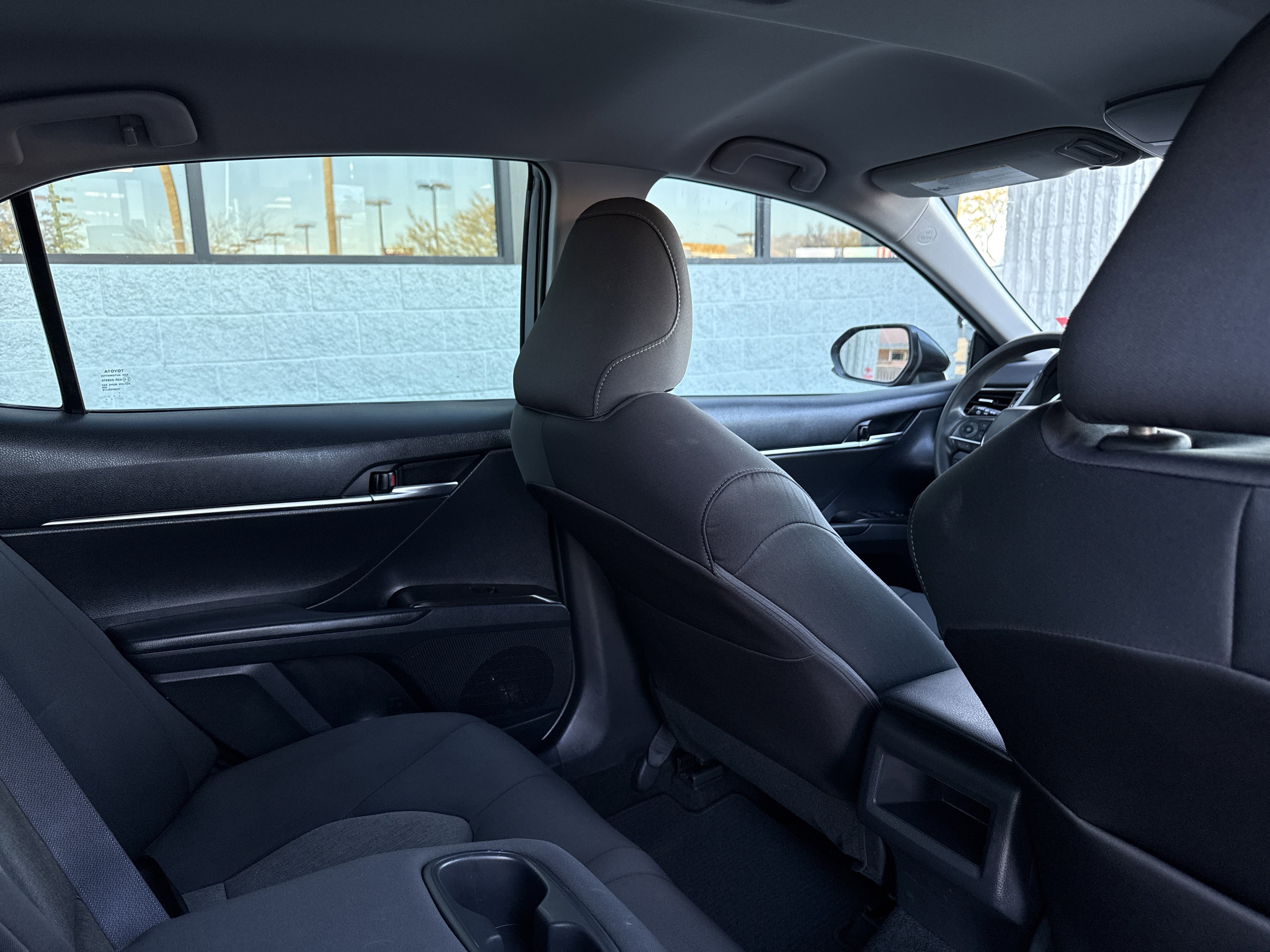 Used 2022 Toyota Camry LE image 39