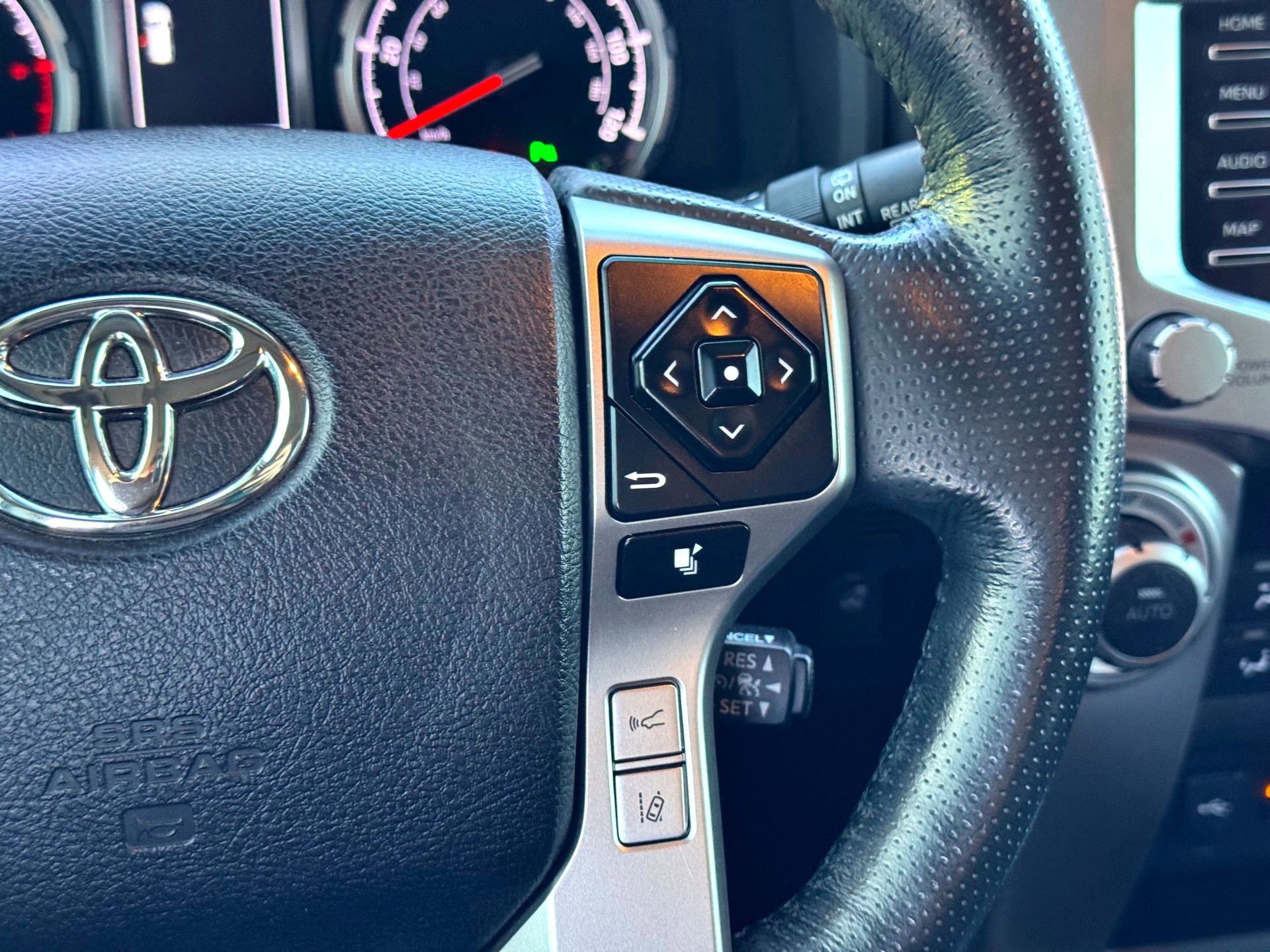 Used 2023 Toyota 4Runner Limited image 26