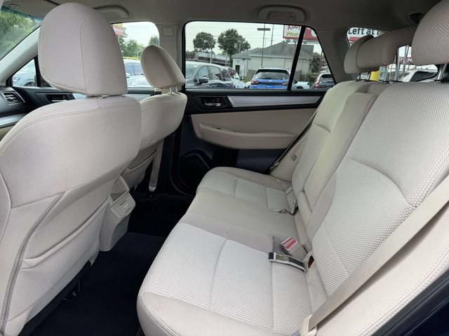 Used 2018 Subaru Outback 2.5i Premium AWD/4WD image 9