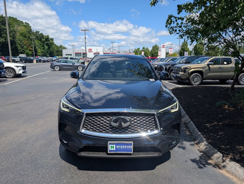 Used 2019 INFINITI QX50 Essential w/ Sensory Package AWD/4WD image 11