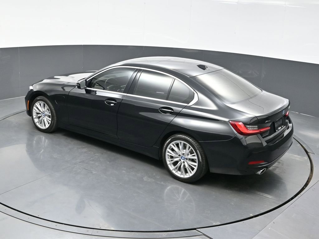 Used 2024 BMW 330e xDrive image 36
