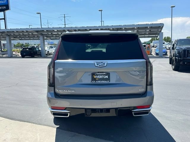 Certified 2021 Cadillac Escalade ESV Premium Luxury w/ Driver Assist Tech Package AWD/4WD image 5