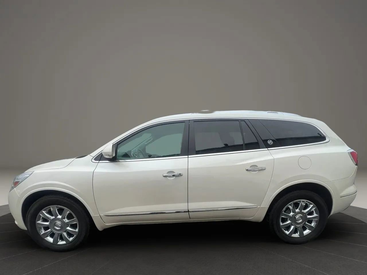 Used 2015 Buick Enclave Leather w/ Trailering Package image 8