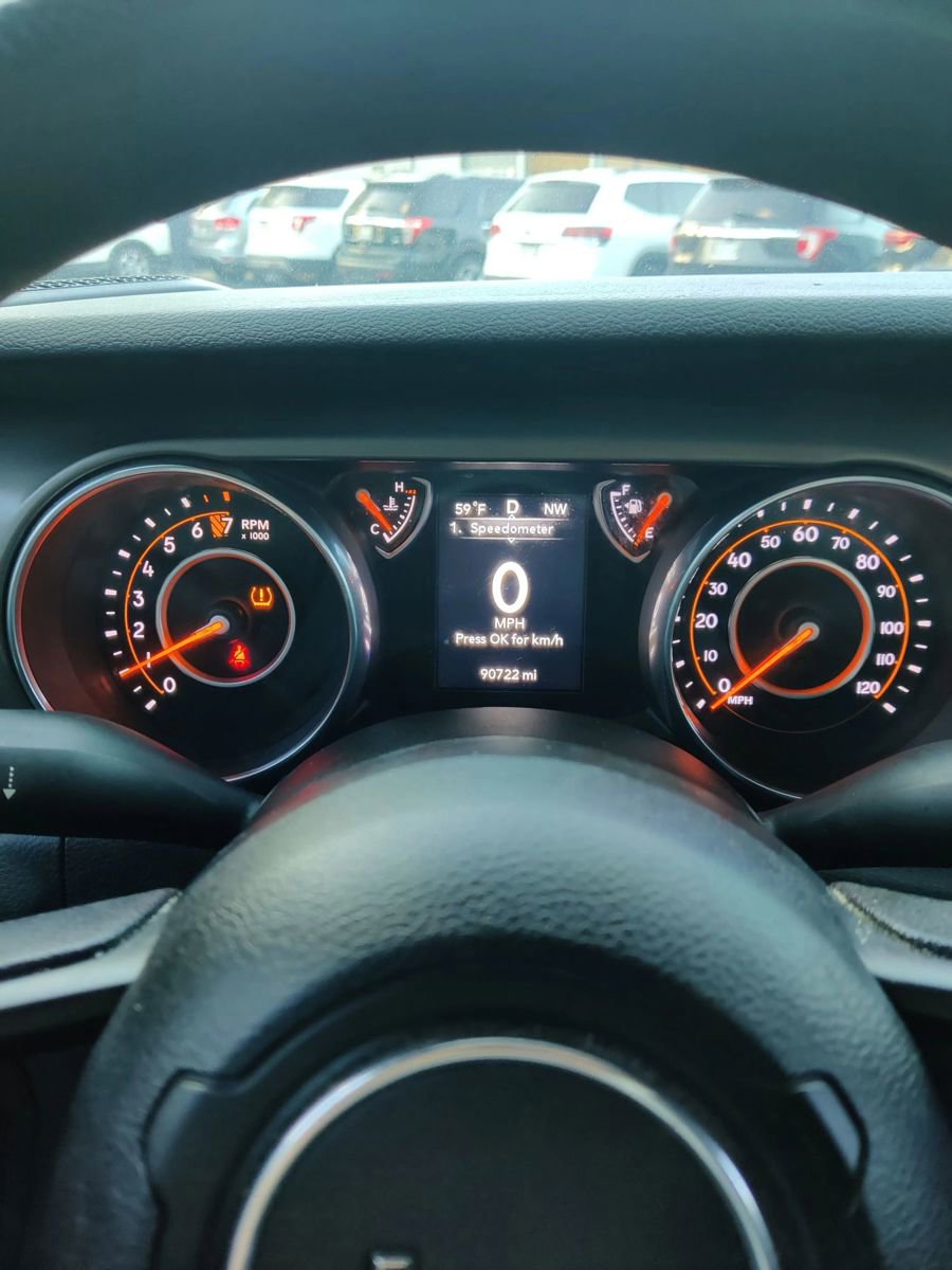 Used 2018 Jeep Wrangler Unlimited Sport image 32