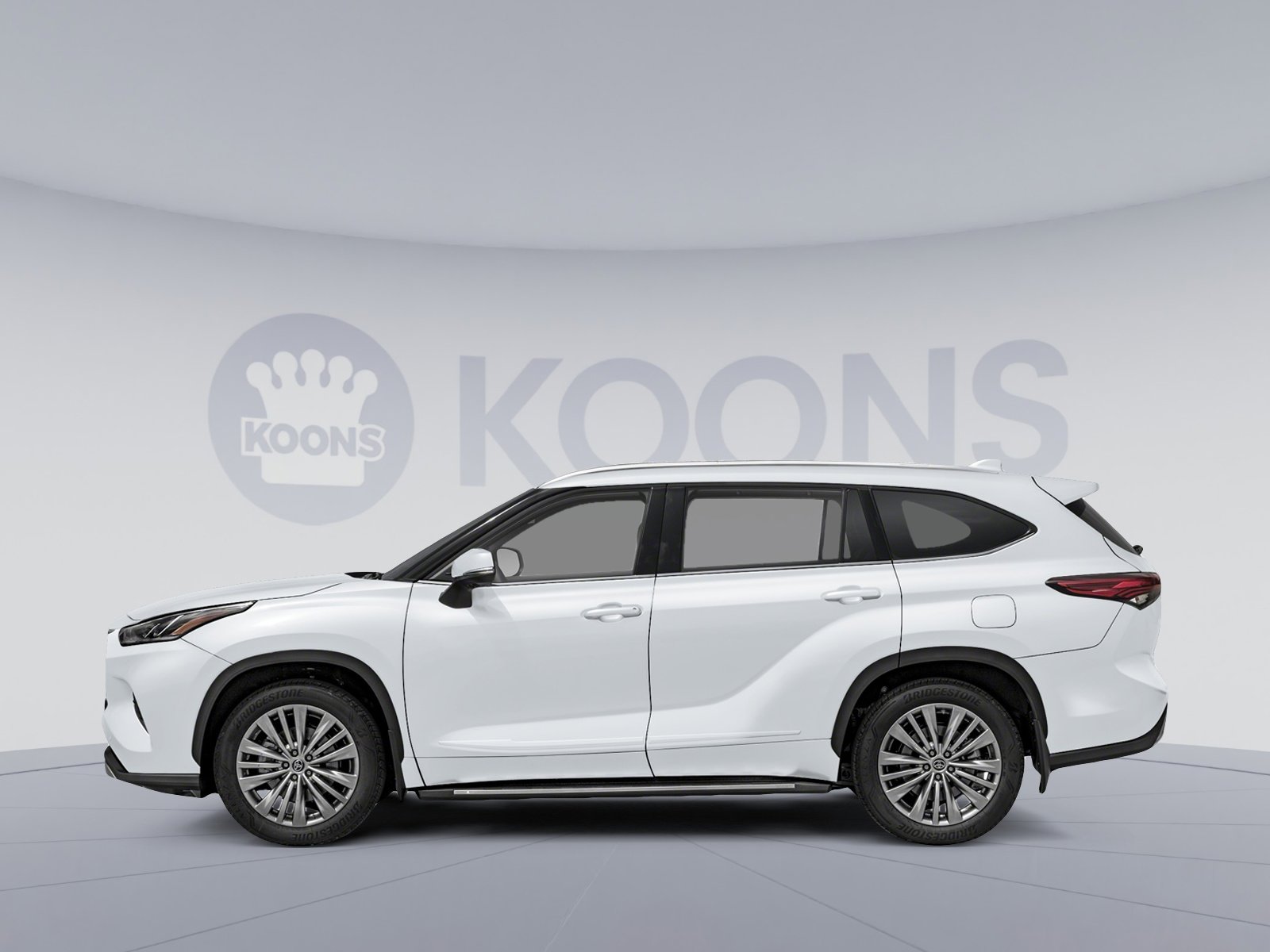 New 2026 Toyota Highlander Platinum AWD/4WD image 4