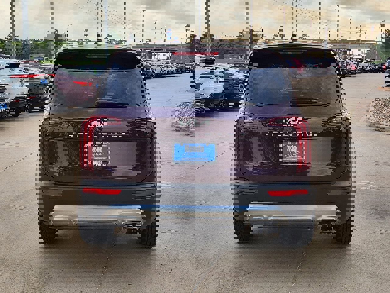 Used 2022 Kia Telluride S image 6