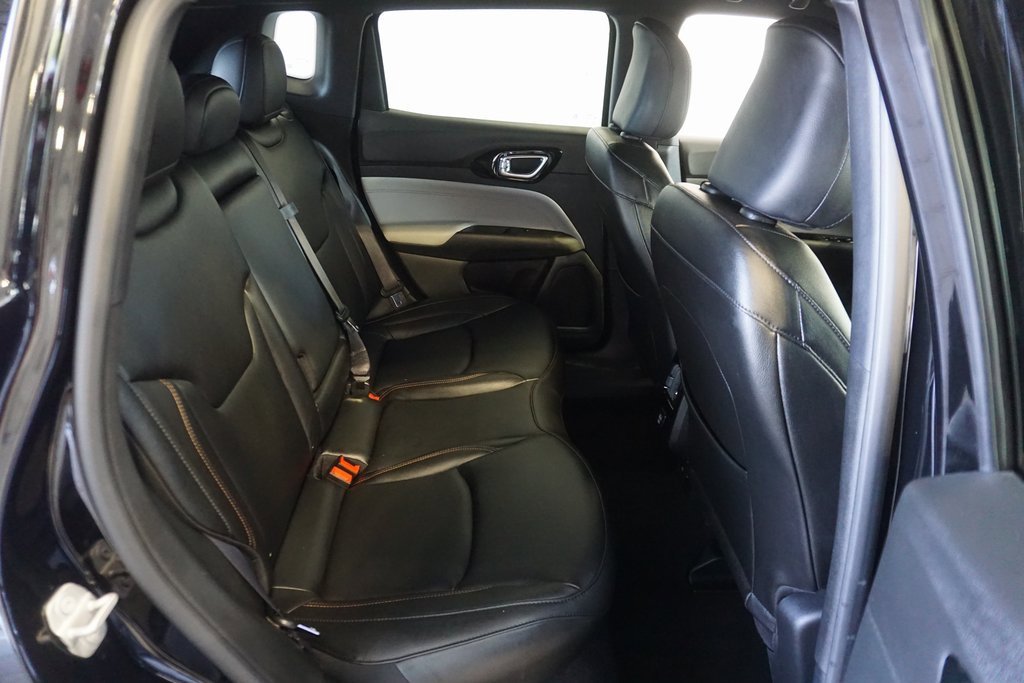 Used 2024 Jeep Compass Limited image 22