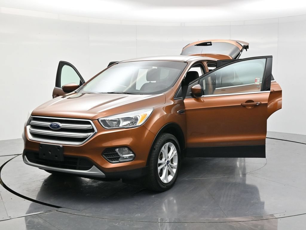 Used 2017 Ford Escape SE AWD/4WD image 52