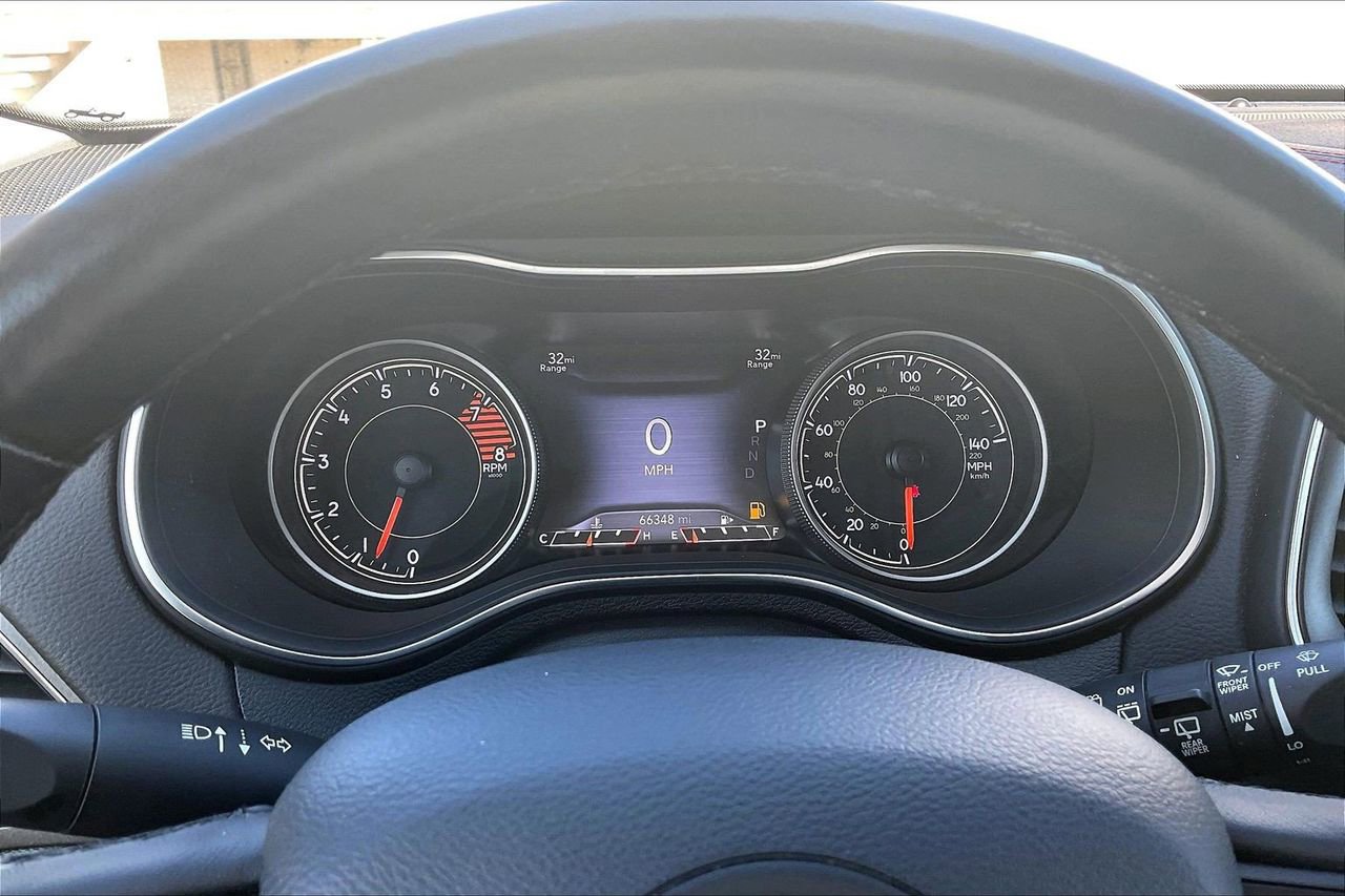 Used 2019 Jeep Cherokee Trailhawk w/ Comfort/Convenience Group image 11