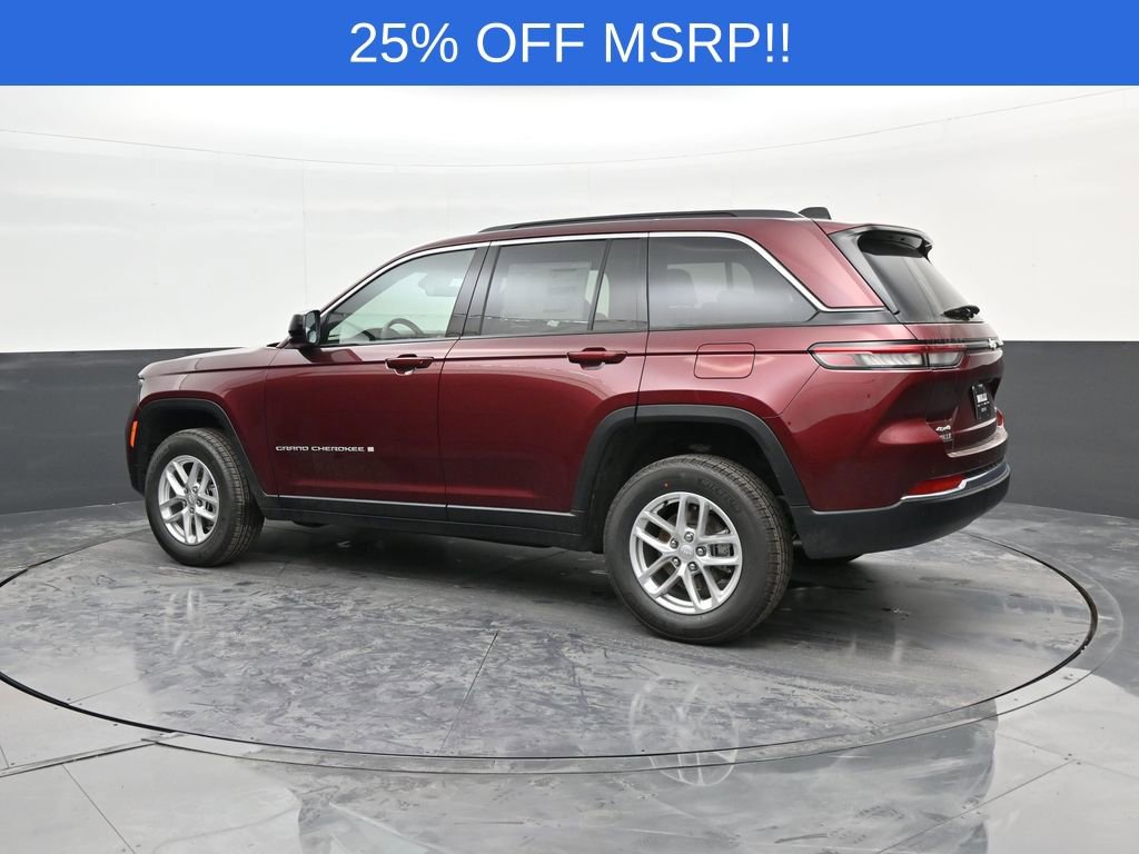 New 2025 Jeep Grand Cherokee Laredo X w/ Luxury Tech Group I AWD/4WD image 4