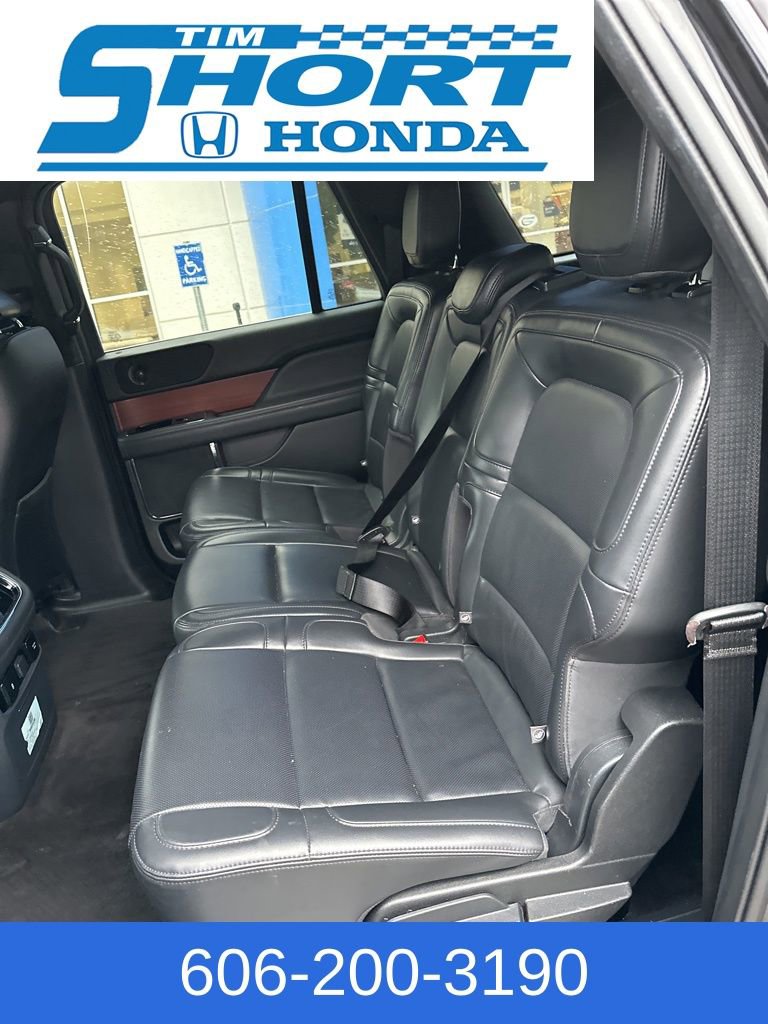 Used 2024 Lincoln Navigator L 4WD image 11
